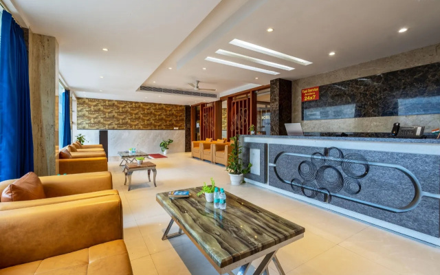Отель Corporate Suites