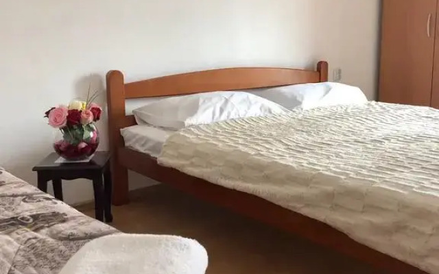 Lazorja Rooms