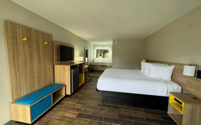 Travelodge by Wyndham Gainesville