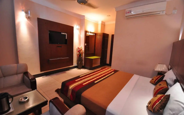Hotel Asian Plaza Dharamshala