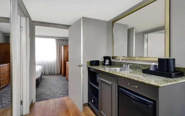 Embassy Suites by Hilton Detroit Livonia Novi