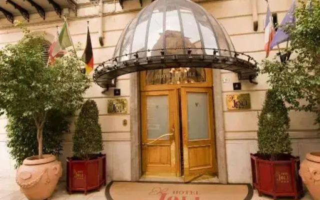 Hotel Joli