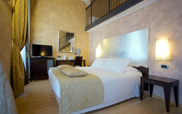 Best Western Crystal Palace Hotel