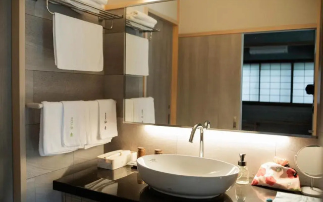 Ryokan Senkei Hotel