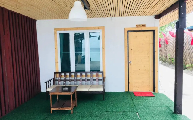 Lipe Garden Beach Resort