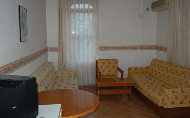 Blue Dream Hotel