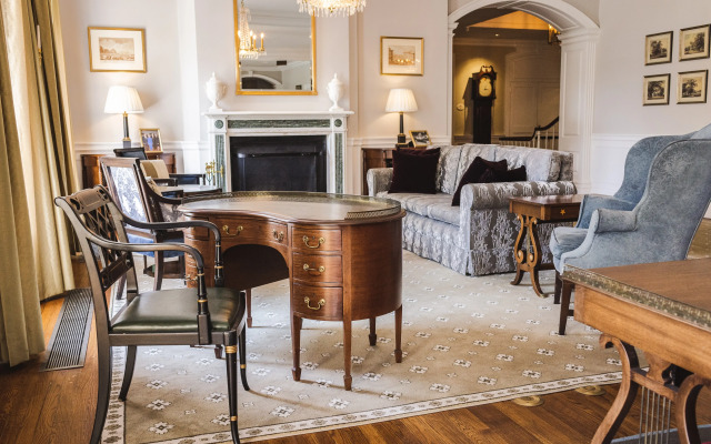 Williamsburg Inn, an official Colonial Williamsburg Hotel