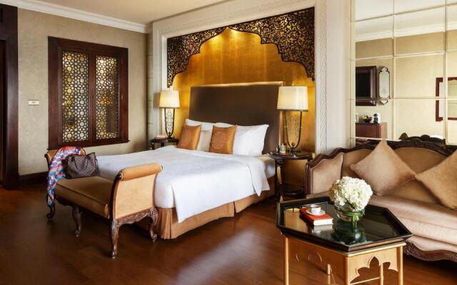 Jumeirah Zabeel Saray Royal Residences