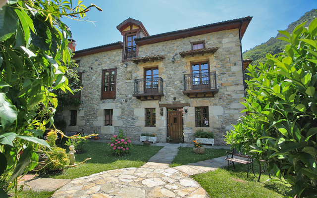 Posada Las Golondrinas De Cillero