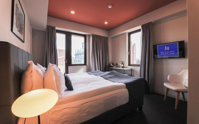 Отель King Tamar By Luxuria Hotels