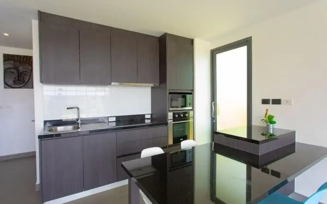 Baan Saint Tropez Villas Kata Beach