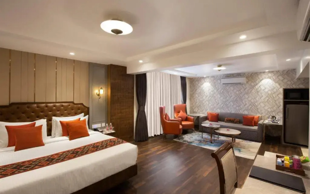 Hotel Suba Palace