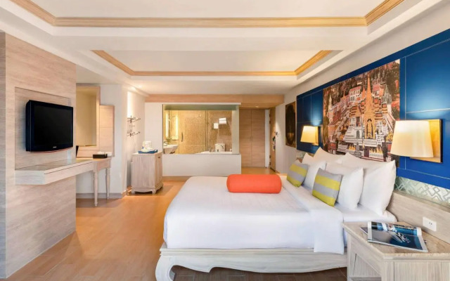 Novotel Phuket Resort Hotel
