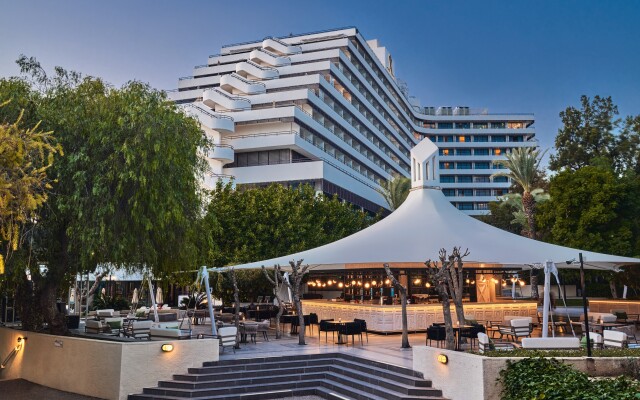 Rixos Downtown Antalya All Inclusive - The Land of Legends Access