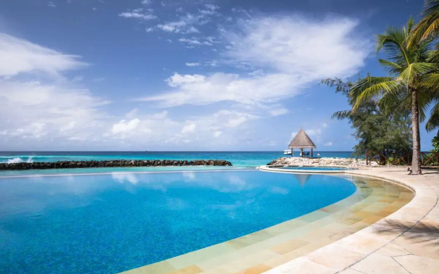 Taj Coral Reef Resort & Spa
