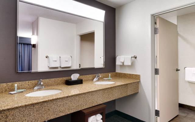 Courtyard by Marriott Johnson City