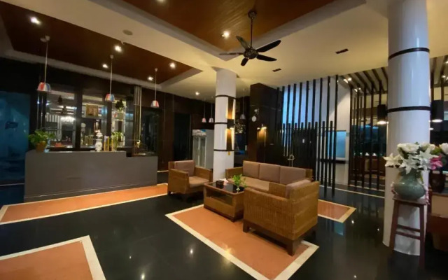 77 Patong Hotel & Spa