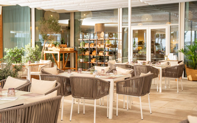 Отель Melia South Beach