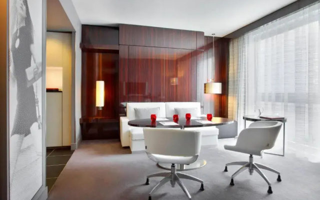 Le Meridien Paris Arc De Triomphe