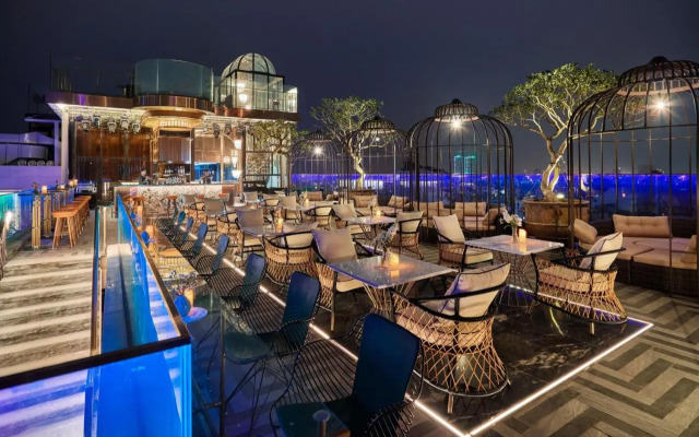 Peridot Grand Luxury Boutique Hotel