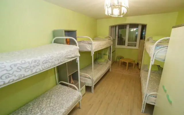 Hostel Na Preobrazhenke Tut Zhivut