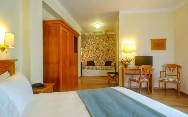 Hotel Majestic by LVG Hotel Collection