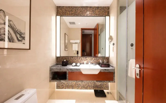 Ptossom Hotel	