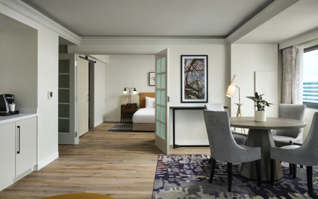 Sonesta Irvine