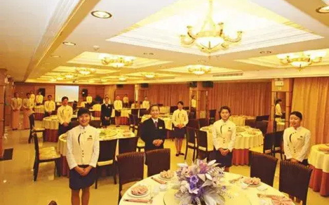 Yangjiang Sunrise Hotel