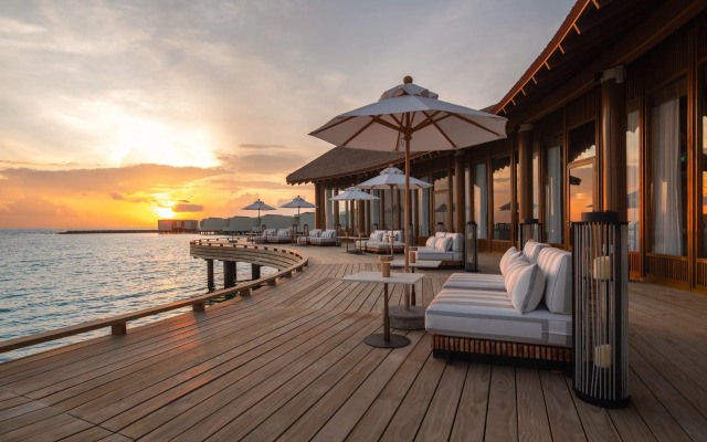 Centara Grand Lagoon Maldives