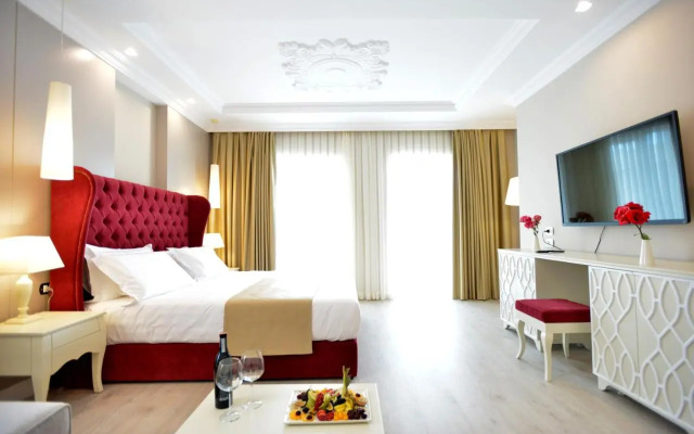 Flower Hotels & Resorts