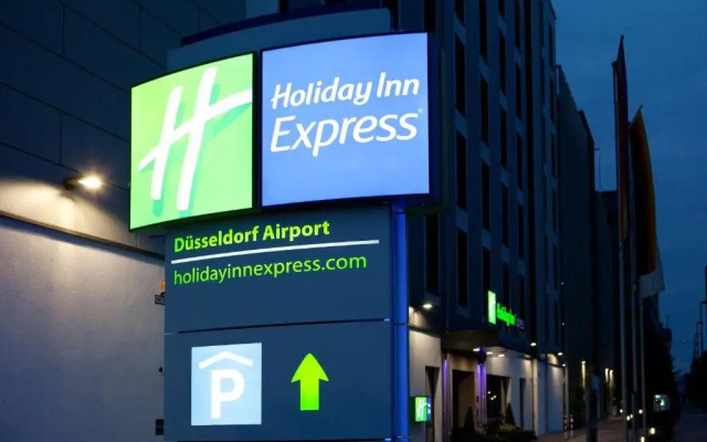 Holiday Inn Express Düsseldorf Airport by IHG