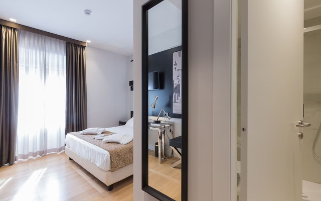Floris Hotel
