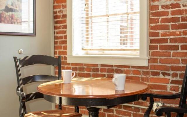 Lancaster Arts Hotel