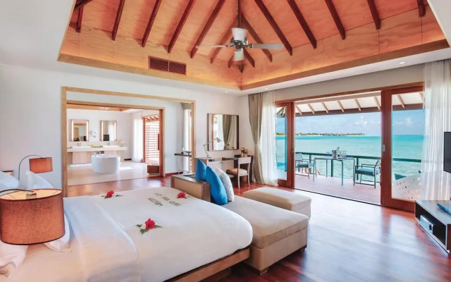 Hideaway Beach Resort & Spa