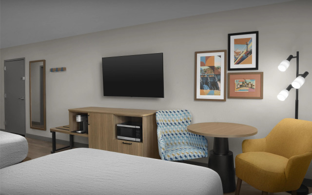 Hampton Inn Lenoir City