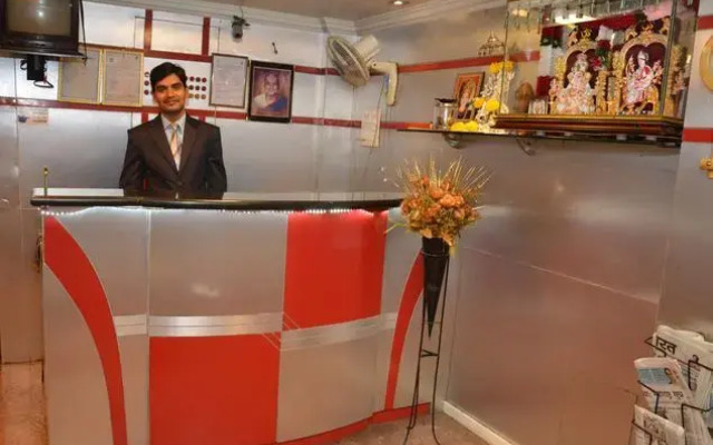 Padma Krishna Hotel