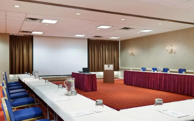 Embassy Suites by Hilton Philadelphia Valley Forge
