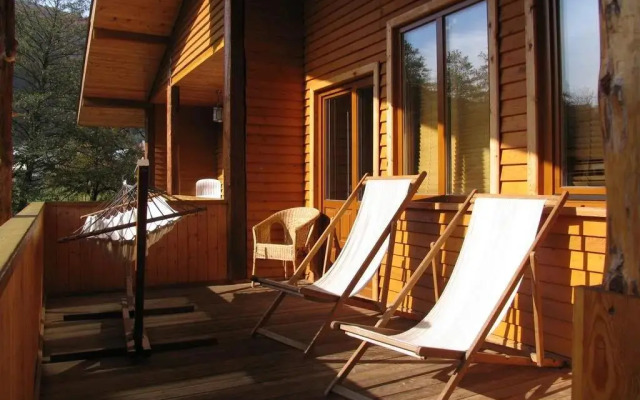 Отель Баня-Land