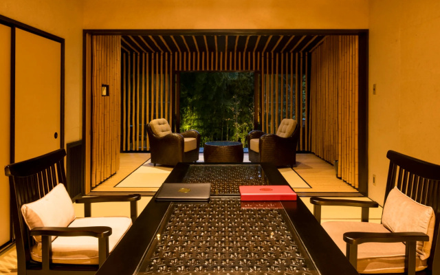 Superior with Open-Air Bath "HIKARI" Double Suite (풀 더블 침대) 사진 3