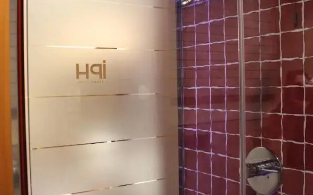 New Ipoint Hotel