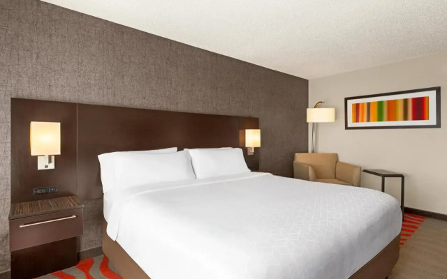 Holiday Inn Boston - Cambridge Area by IHG
