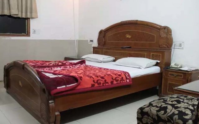 Hotel Vishesh Continental Kirti Nagar