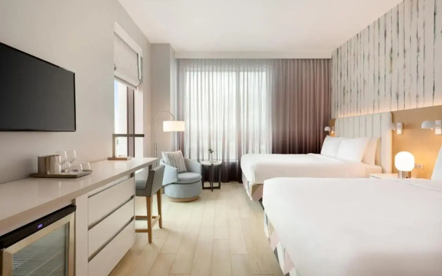 The Viv Hotel, Anaheim, a Tribute Portfolio Hotel
