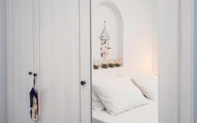 Cleopatra Seaside Homes Paros