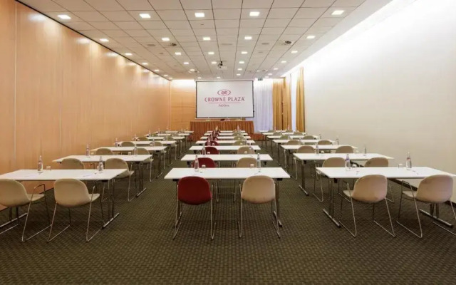Crowne Plaza Padova by IHG Hotel