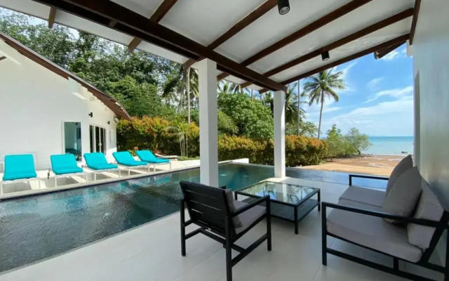 Krabi Beach House ( SHA Plus+)