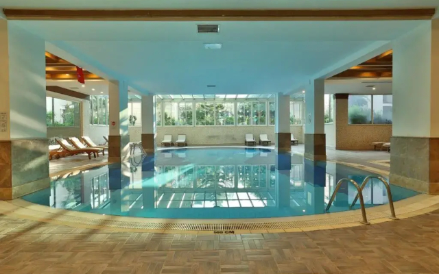 Курорт Crystal Aura Beach Resort & Spa – All Inclusive