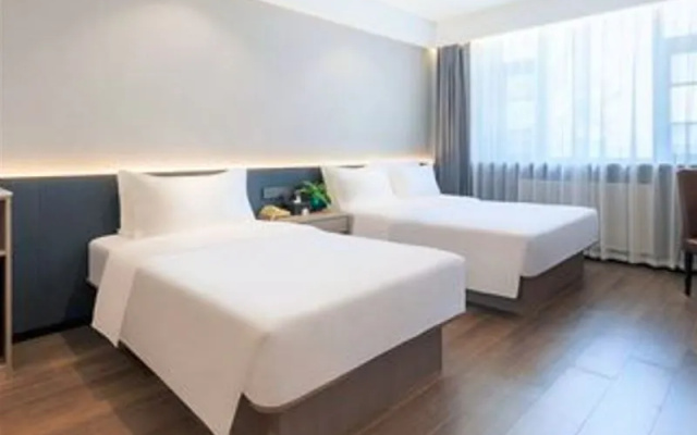 Deluxe standard room (bed type: 2 single) — фото 1