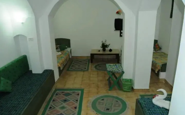 Hotel Kanabesh Village